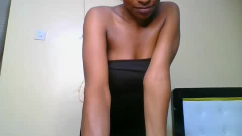 Snapshot of harmlessbitch chatting on 10-01-25, 09:59 harmlessbitch online show from 10-01-25, 09:59