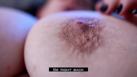 Snapshot of harmonicdiv chatting on 12-20-24, 11:00 Sophia online show from 12-20-24, 11:00