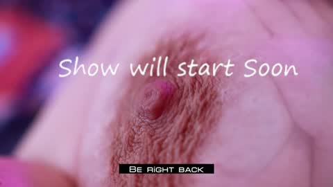 Snapshot of harmonicdiv chatting on 01-22-25, 06:31 Sophia online show from 01-22-25, 06:31