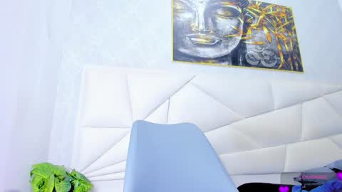 Snapshot of harmony_19 chatting on 12-15-24, 02:08 . online show from 12-15-24, 02:08