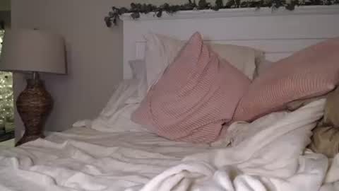 Snapshot of harmony_rose_xoxo chatting on 12-09-24, 11:45 Harmony online show from 12-09-24, 11:45