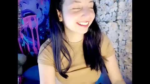 Snapshot of harmonys_couple_ chatting on 10-15-25, 08:53 Harmonys World online show from 10-15-25, 08:53