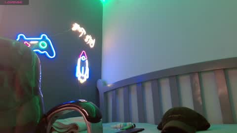 Snapshot of haroldxl chatting on 02-07-25, 12:39 IM HAROLD online show from 02-07-25, 12:39