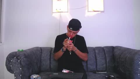 Harry online show from 02-12-25, 01:41