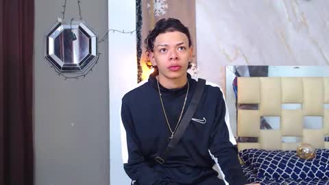 Snapshot of harry_jhonsonn chatting on 01-12-26, 07:41 Harry online show from 01-12-26, 07:41