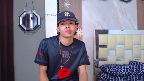 Snapshot of harry_jhonsonn chatting on 01-15-26, 10:13 Harry online show from 01-15-26, 10:13