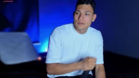  ... online show from 03-10-25, 03:52