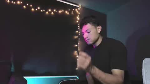  ... online show from 09-19-25, 01:40