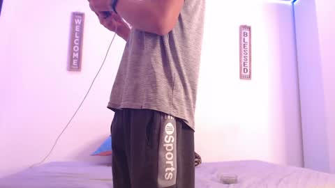 Snapshot of harrythomson1 chatting on 12-28-24, 02:01 harry thomson online show from 12-28-24, 02:01