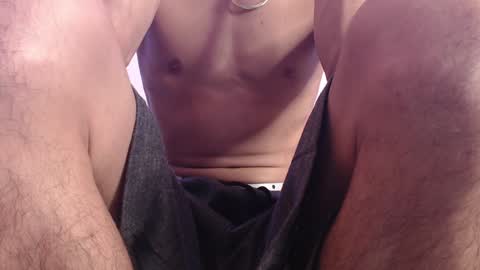 Snapshot of harrythomson1 chatting on 02-06-25, 10:04 harry thomson online show from 02-06-25, 10:04