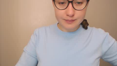 hartfoxx online show from 10-31-25, 01:06