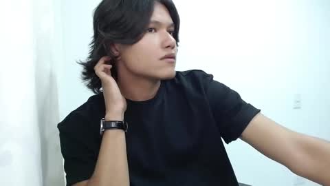 Snapshot of haru_boi chatting on 02-25-25, 03:42 Haru online show from 02-25-25, 03:42