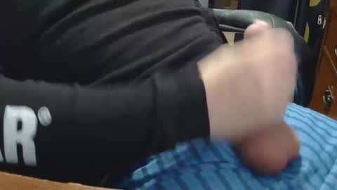 Snapshot of hashtagsorcerer chatting on 01-15-26, 01:37 boner man online show from 01-15-26, 01:37