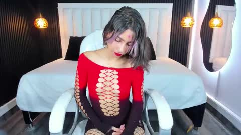 Snapshot of hasleycarter chatting on 11-25-25, 05:07 HasleyCarter online show from 11-25-25, 05:07