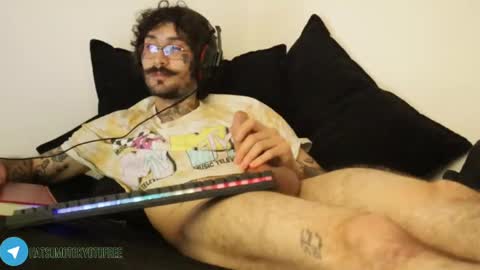 Snapshot of hatsumotokyoto chatting on 01-28-25, 07:00 More content   2   online show from 01-28-25, 07:00