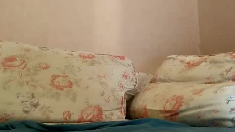 dee online show from 02-19-25, 07:27