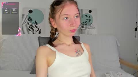 Lola online show from 11-12-25, 08:59