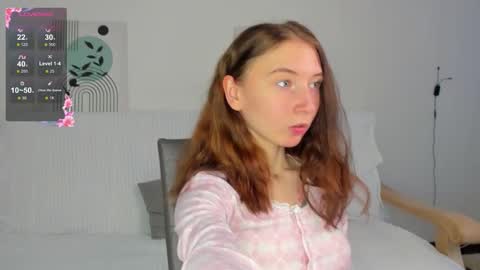 Lola online show from 11-14-25, 08:13