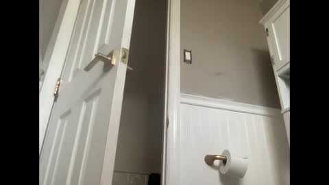 Snapshot of havingfun103 chatting on 02-28-25, 09:33 havingfun103 online show from 02-28-25, 09:33