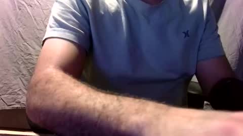 Snapshot of hawaiinstallion23 chatting on 10-26-25, 07:03 hawaiinstallion23 online show from 10-26-25, 07:03