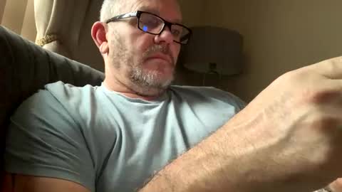 hawks2113 online show from 02-10-25, 09:36