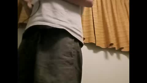 Snapshot of hawktalon007 chatting on 10-18-25, 04:15 Robert online show from 10-18-25, 04:15