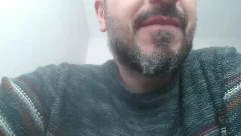 Snapshot of hayal758 chatting on 01-28-25, 01:27 hayal758 online show from 01-28-25, 01:27