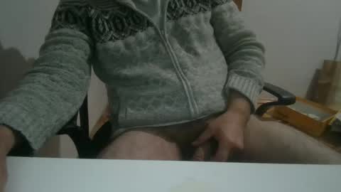 Snapshot of hayal758 chatting on 10-17-25, 08:33 hayal758 online show from 10-17-25, 08:33