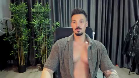 Snapshot of haydenspears chatting on 02-12-25, 05:05 HaydenSpears online show from 02-12-25, 05:05