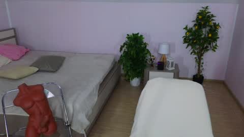 Hayle online show from 02-03-25, 02:36