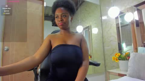 Snapshot of hazel_lanee chatting on 10-05-25, 04:11 hazel_lanee online show from 10-05-25, 04:11