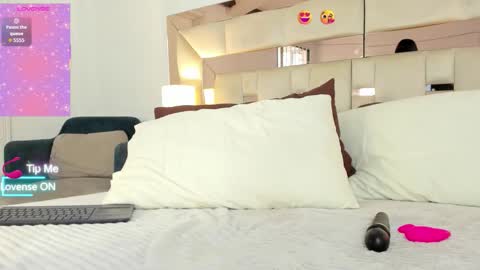  Hazel  online show from 01-13-26, 02:44