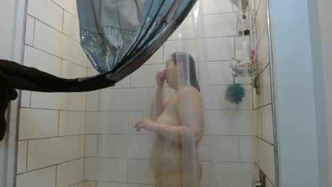Snapshot of hazel_skye chatting on 12-29-24, 05:33 Hazel online show from 12-29-24, 05:33