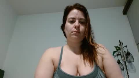 Snapshot of hazel_skye chatting on 01-02-25, 12:57 Hazel online show from 01-02-25, 12:57
