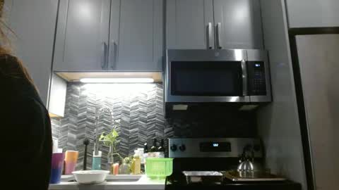 Snapshot of hazel_skye chatting on 02-10-25, 11:02 Hazel online show from 02-10-25, 11:02