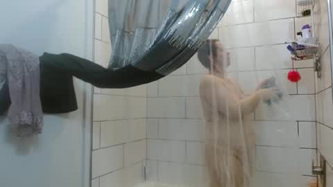 Snapshot of hazel_skye chatting on 02-27-25, 12:34 Hazel online show from 02-27-25, 12:34