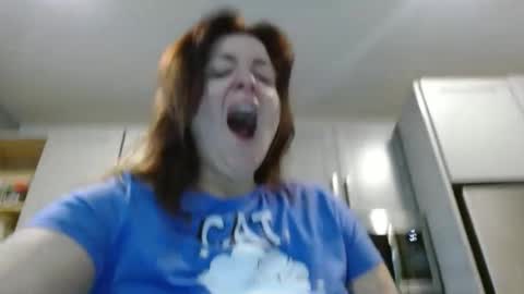 Snapshot of hazel_skye chatting on 03-09-25, 01:26 Hazel online show from 03-09-25, 01:26
