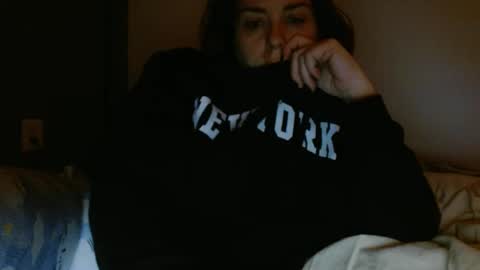 Snapshot of hazel_skye chatting on 10-11-25, 01:49 Hazel online show from 10-11-25, 01:49