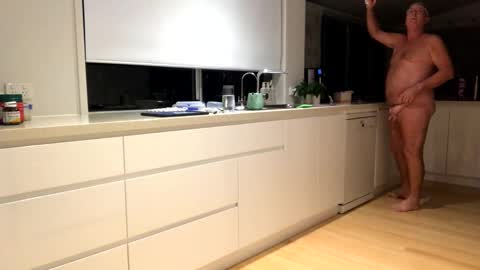 h babe online show from 10-13-25, 06:41