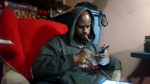 Snapshot of hbdj2164 chatting on 09-14-25, 11:42 hbdj2164 online show from 09-14-25, 11:42