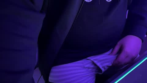 hdu94120 online show from 12-16-24, 07:15