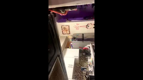 Snapshot of heatskii chatting on 11-01-25, 04:36 heatskii online show from 11-01-25, 04:36