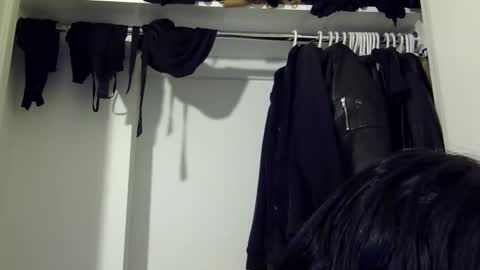 Snapshot of heatwavee chatting on 12-01-24, 09:37 heatwavee online show from 12-01-24, 09:37