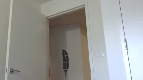 Snapshot of heatwavee chatting on 01-28-25, 03:46 heatwavee online show from 01-28-25, 03:46