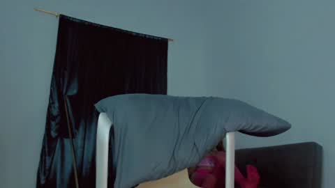 Snapshot of heaven_puertas chatting on 01-29-25, 08:51 heaven_puertas online show from 01-29-25, 08:51