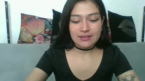 Snapshot of heavencute chatting on 12-05-24, 04:23 Heaven online show from 12-05-24, 04:23