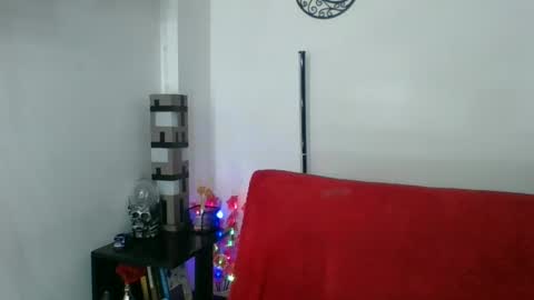 Snapshot of heavencute chatting on 12-23-24, 02:50 Heaven online show from 12-23-24, 02:50