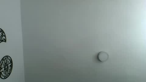 Snapshot of heavencute chatting on 01-21-25, 04:05 Heaven online show from 01-21-25, 04:05