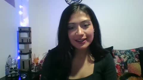 Snapshot of heavencute chatting on 01-22-25, 03:29 Heaven online show from 01-22-25, 03:29