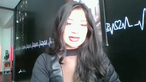Snapshot of heavencute chatting on 01-30-25, 04:34 Heaven online show from 01-30-25, 04:34